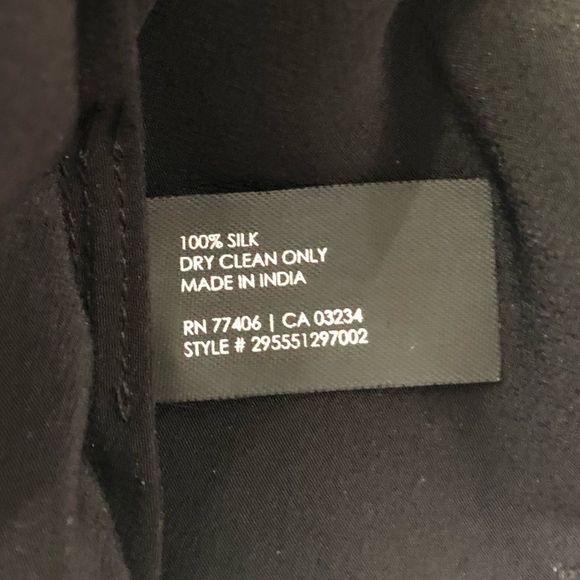 Club Monaco Silk Black Eyelet Trim 3/4 Sleeve Top Blouse - Picture 9 of 10